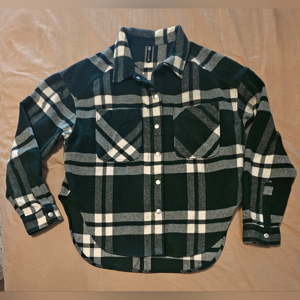 Zara Black and Cream Plaid Snap-Front Button-Down Shirt